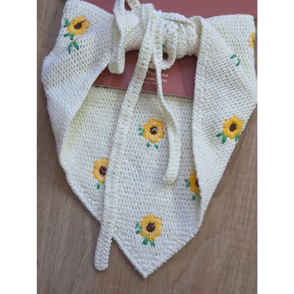 ?️NWT Cream Sunflower Crochet Knit Hair Bandana